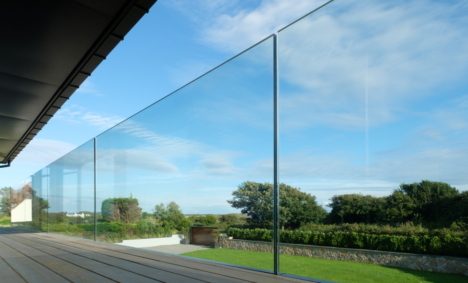 Frameless Glass Balustrade Brisbane