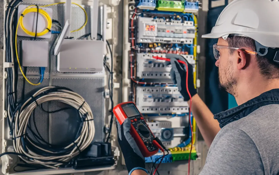 electrical contractors in Brisbane